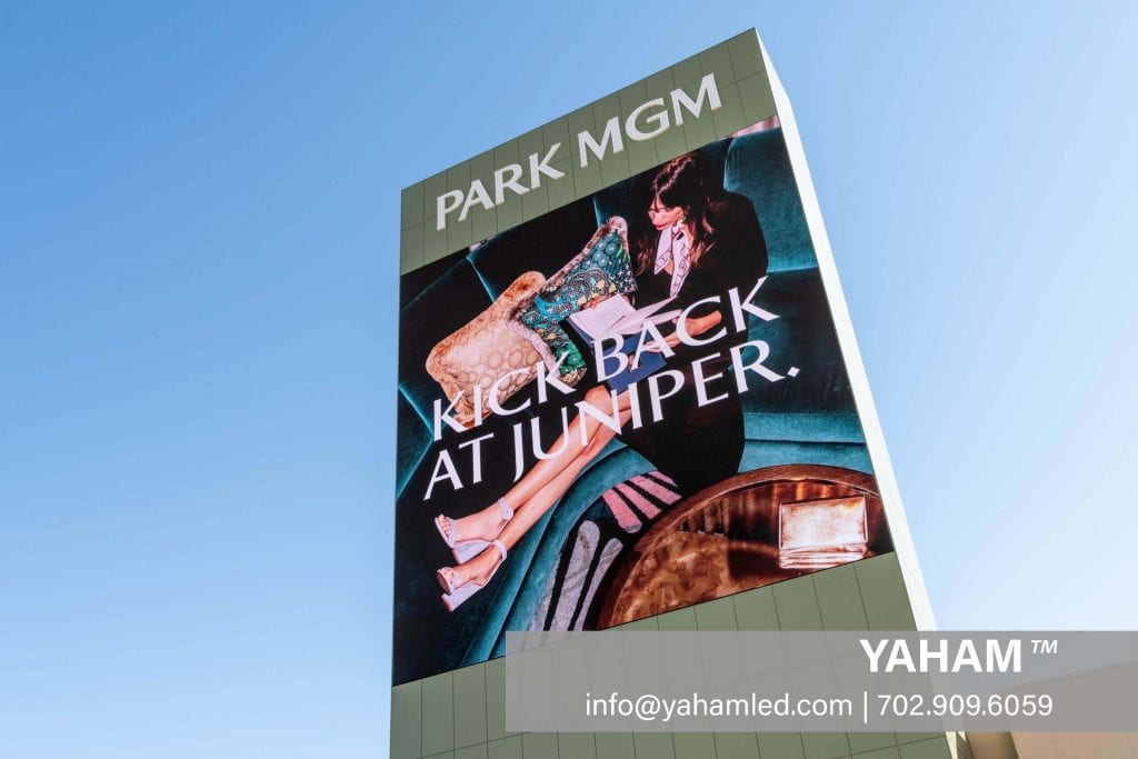 Park MGM Pylon Las Vegas Outdoor LED Display by Yaham